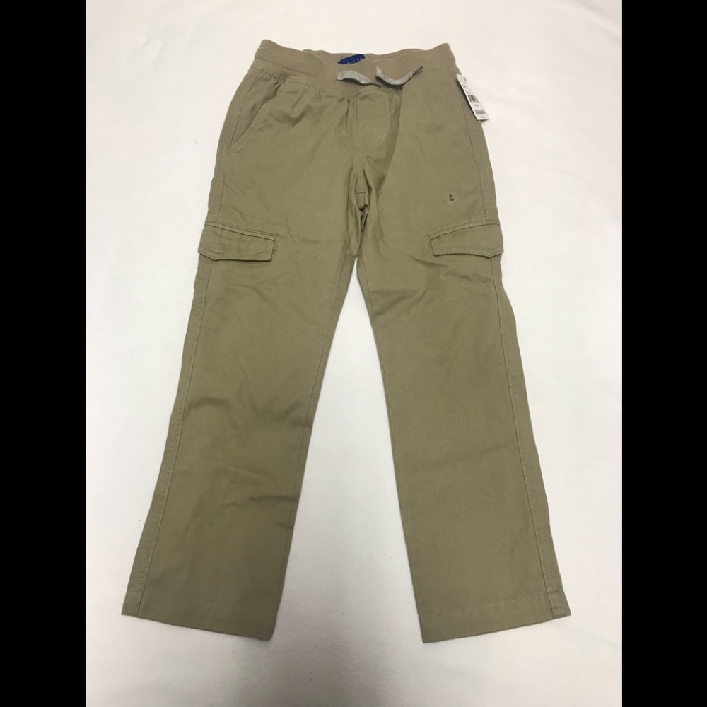 5/20 Simply styled boys cargo khaki pants 8 NWT